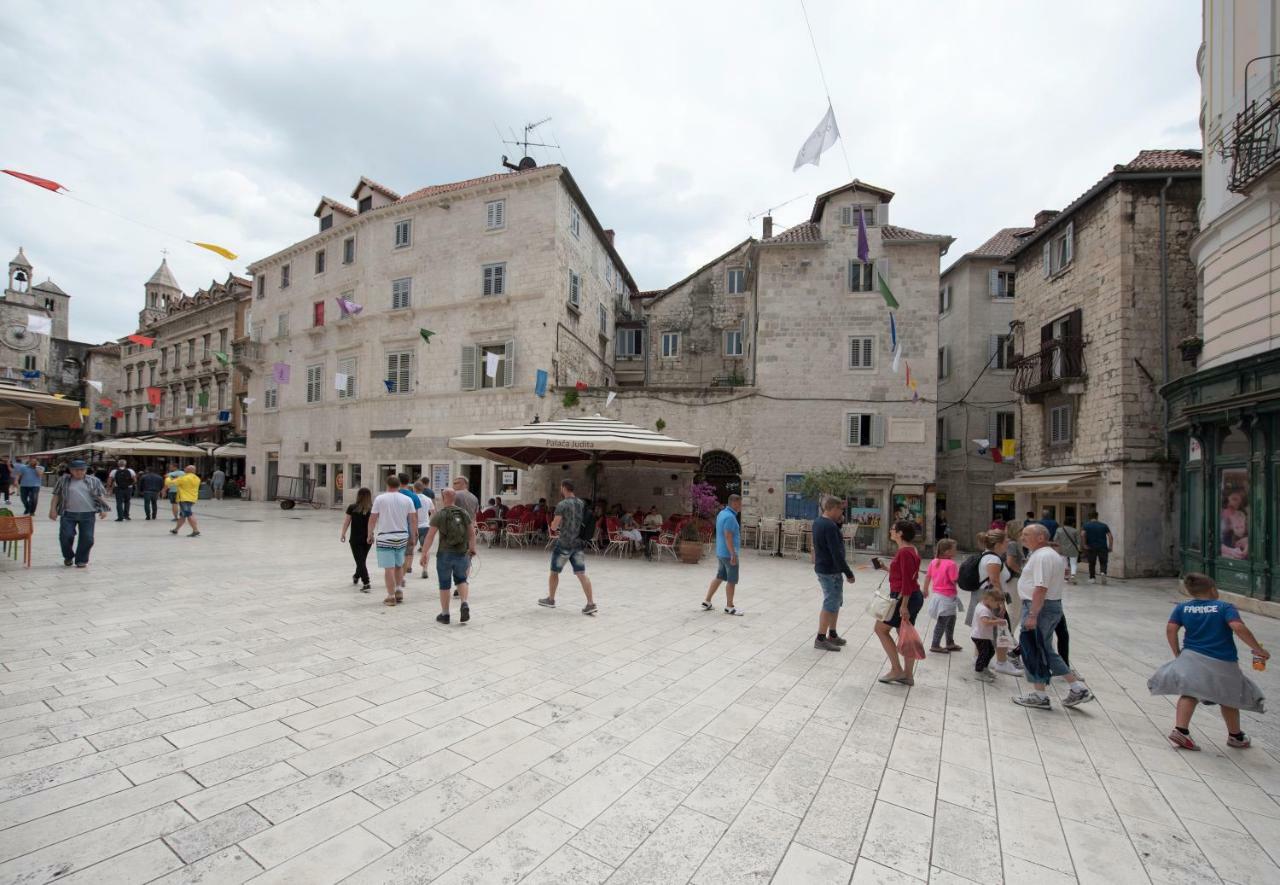 Piazza Square City Top Centre Apartments Split Eksteriør bilde